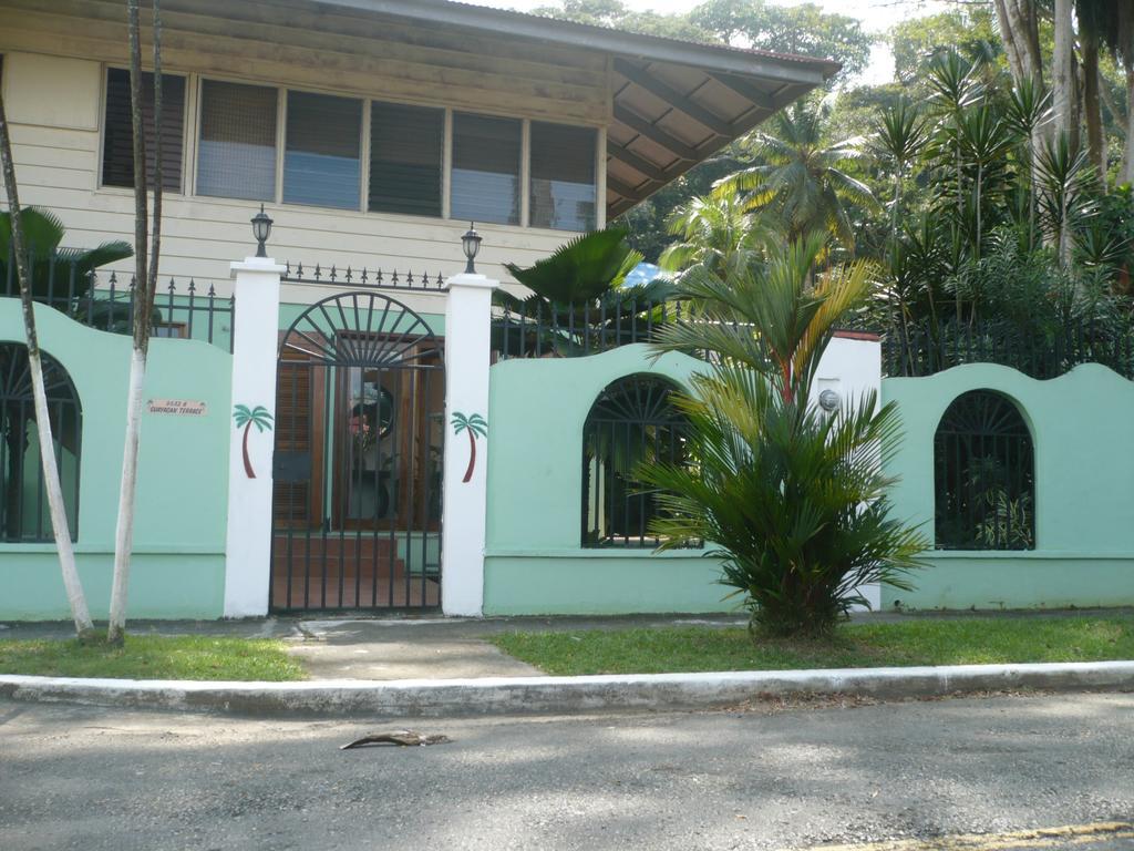 Dos Palmitos Bed And Breakfast Panama-Stad Buitenkant foto