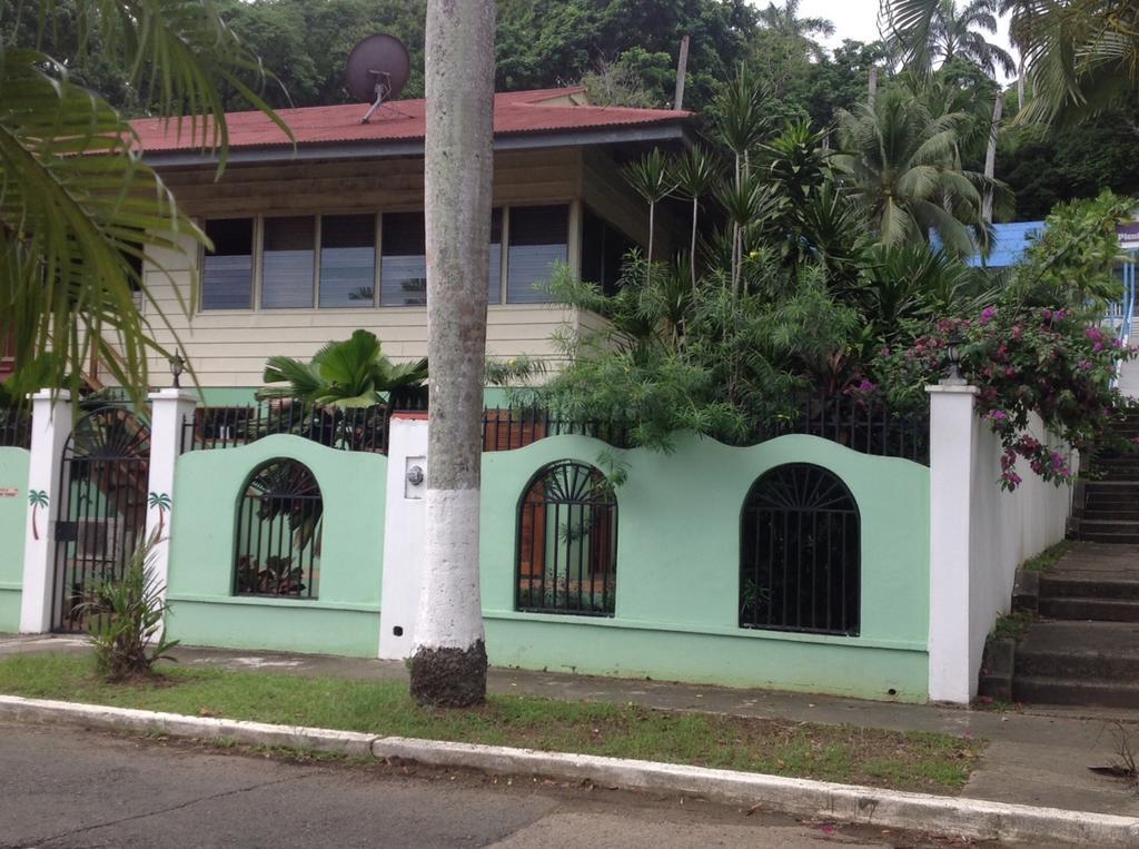 Dos Palmitos Bed And Breakfast Panama-Stad Buitenkant foto